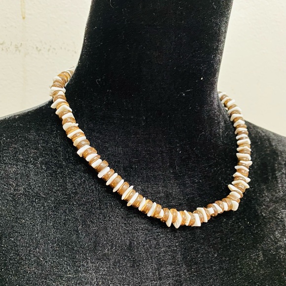 Brown and White Pooka Shell Beach Necklace - Picture 2 of 3